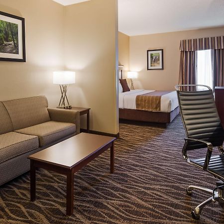 Best Western Plus Russellville Hotel & Suites Dış mekan fotoğraf