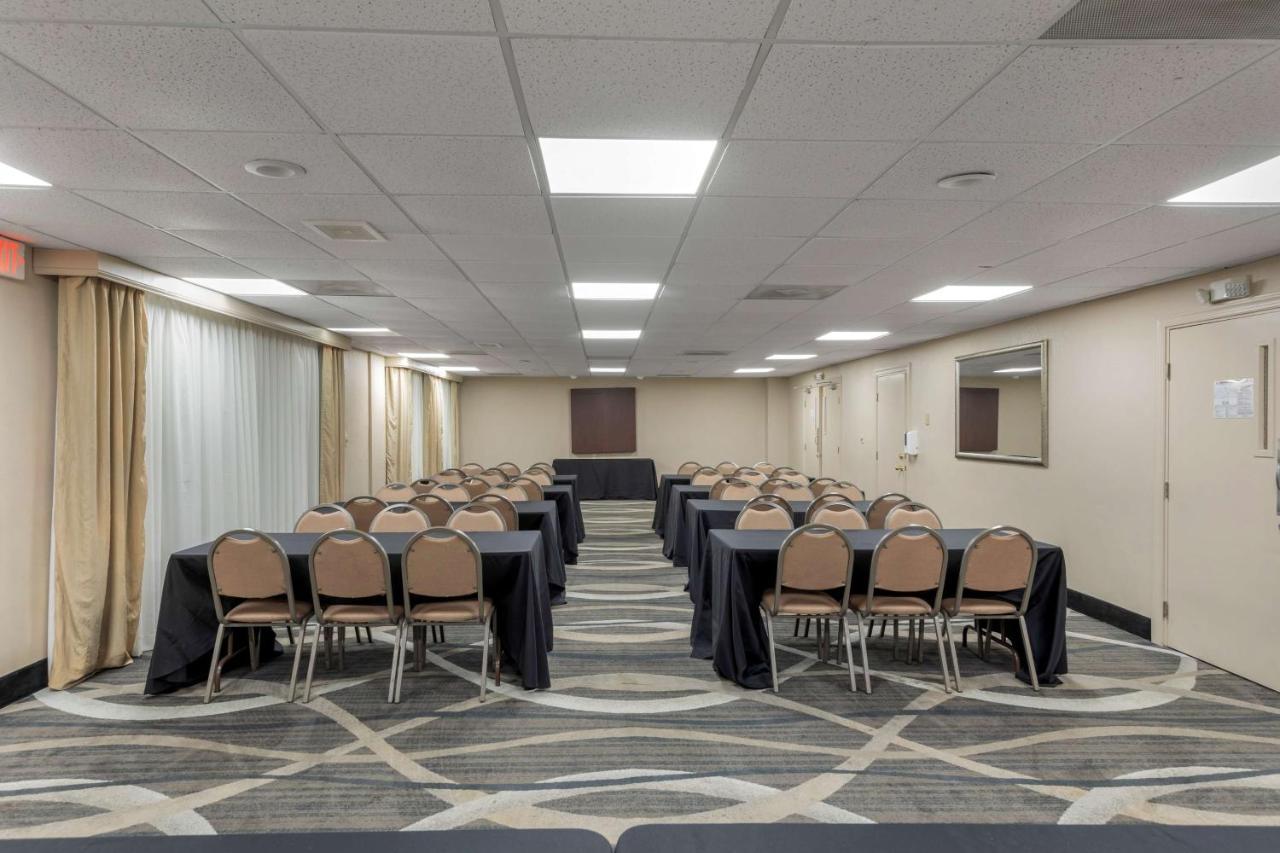 Best Western Plus Russellville Hotel & Suites Dış mekan fotoğraf