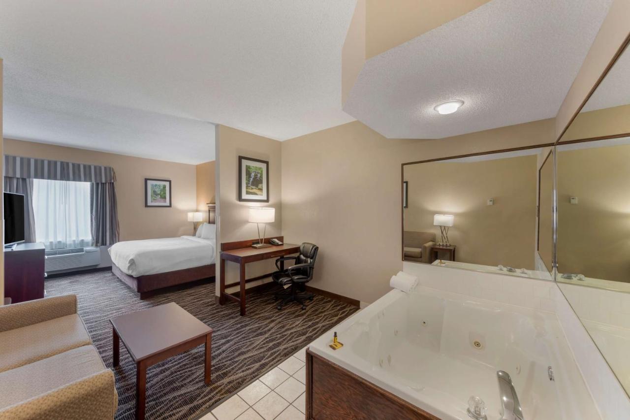 Best Western Plus Russellville Hotel & Suites Dış mekan fotoğraf