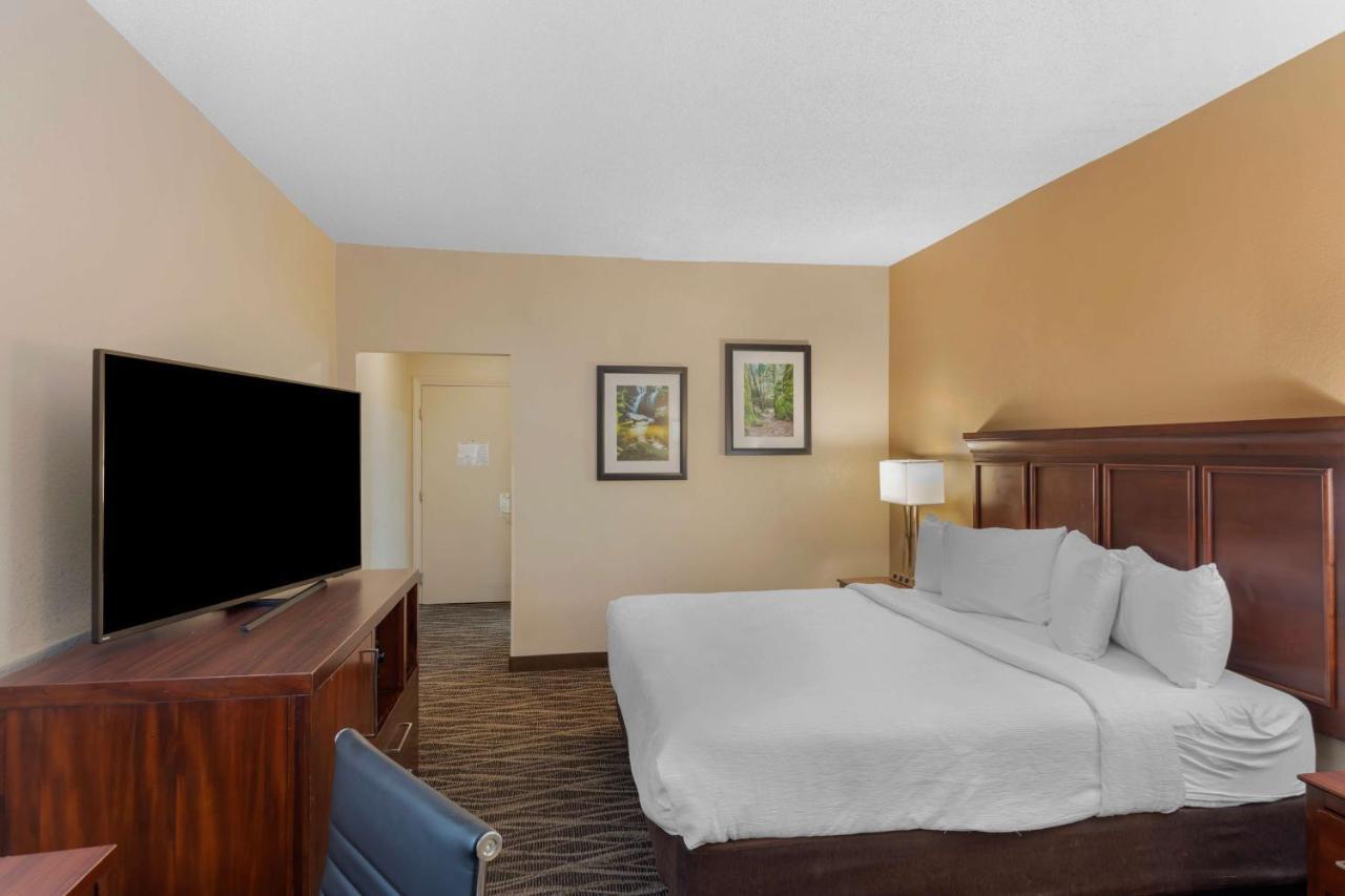Best Western Plus Russellville Hotel & Suites Dış mekan fotoğraf