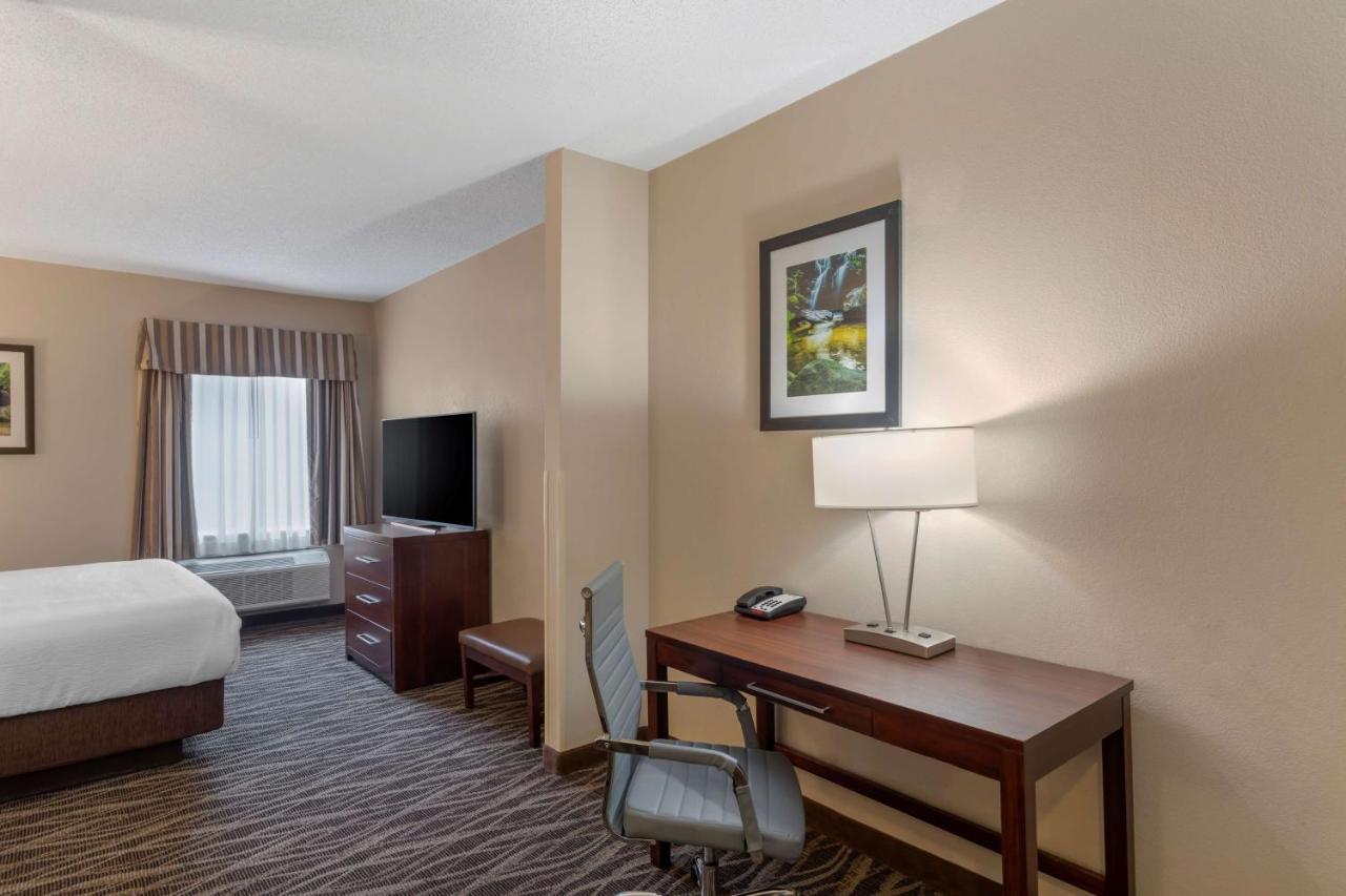 Best Western Plus Russellville Hotel & Suites Dış mekan fotoğraf