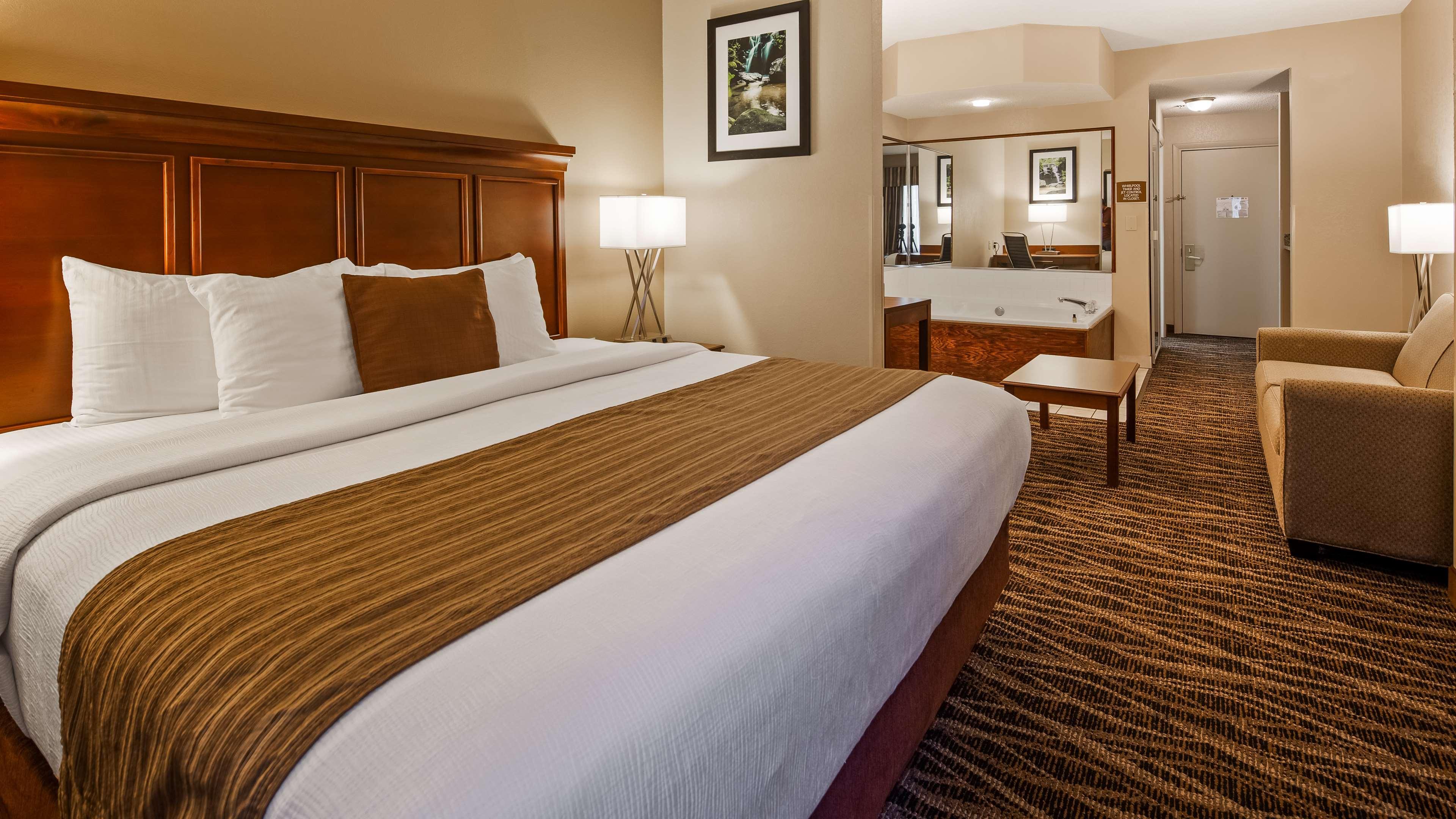 Best Western Plus Russellville Hotel & Suites Dış mekan fotoğraf