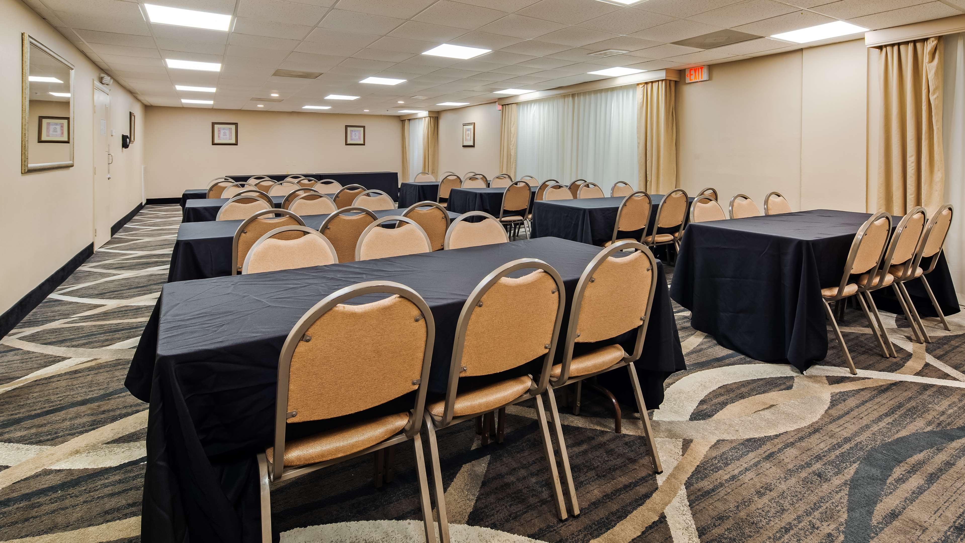 Best Western Plus Russellville Hotel & Suites Dış mekan fotoğraf