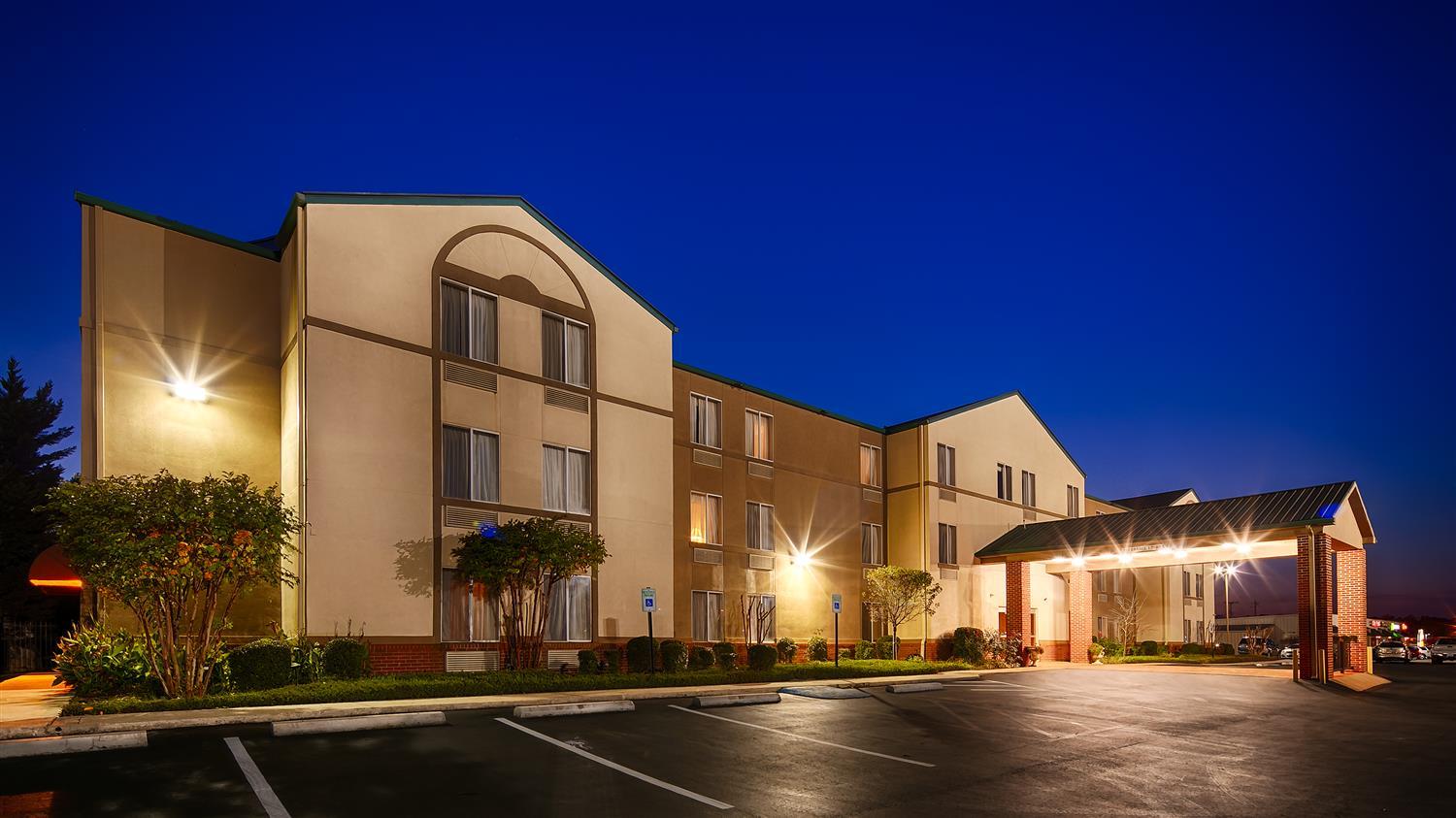 Best Western Plus Russellville Hotel & Suites Dış mekan fotoğraf
